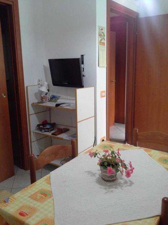 Lovely House Daire Nebida Dış mekan fotoğraf