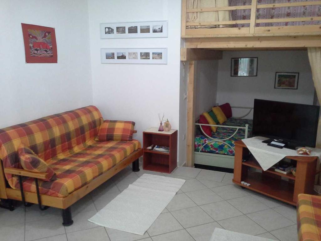 Lovely House Daire Nebida Dış mekan fotoğraf