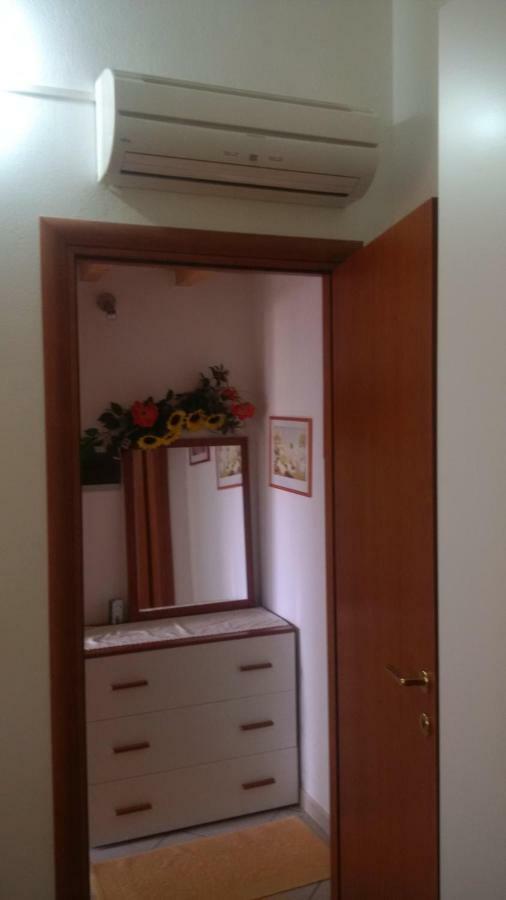 Lovely House Daire Nebida Dış mekan fotoğraf