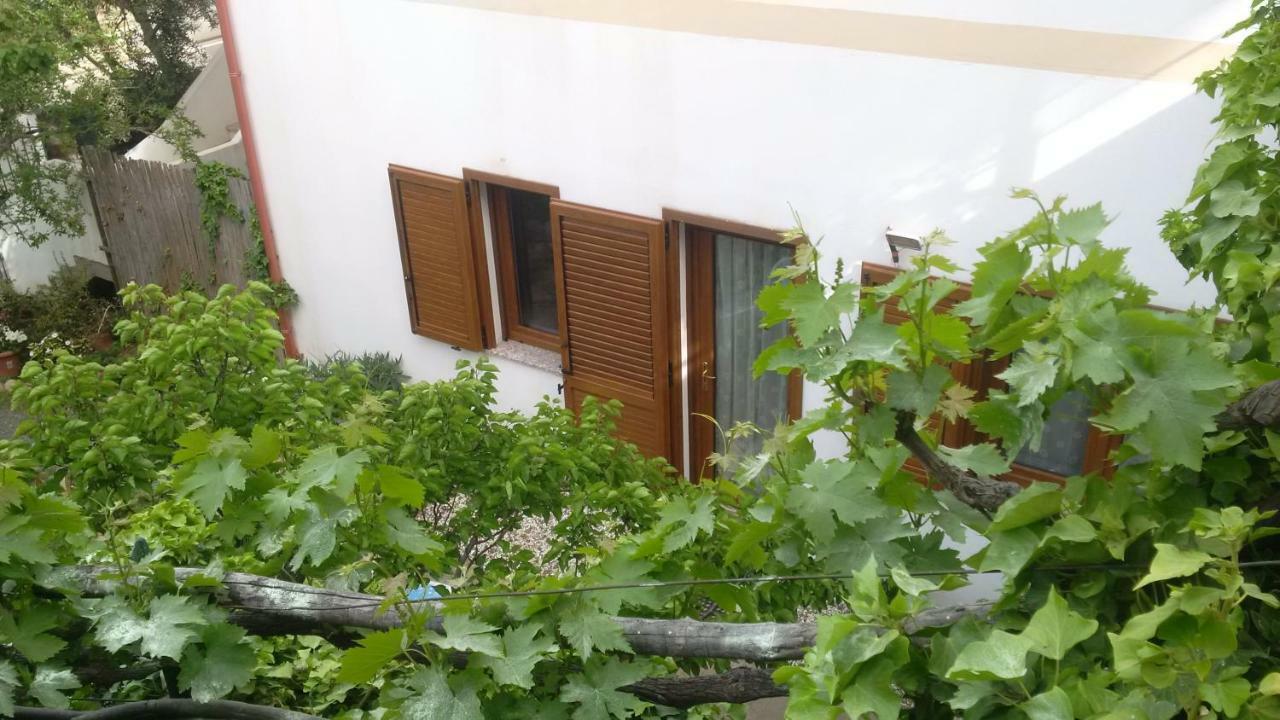 Lovely House Daire Nebida Dış mekan fotoğraf
