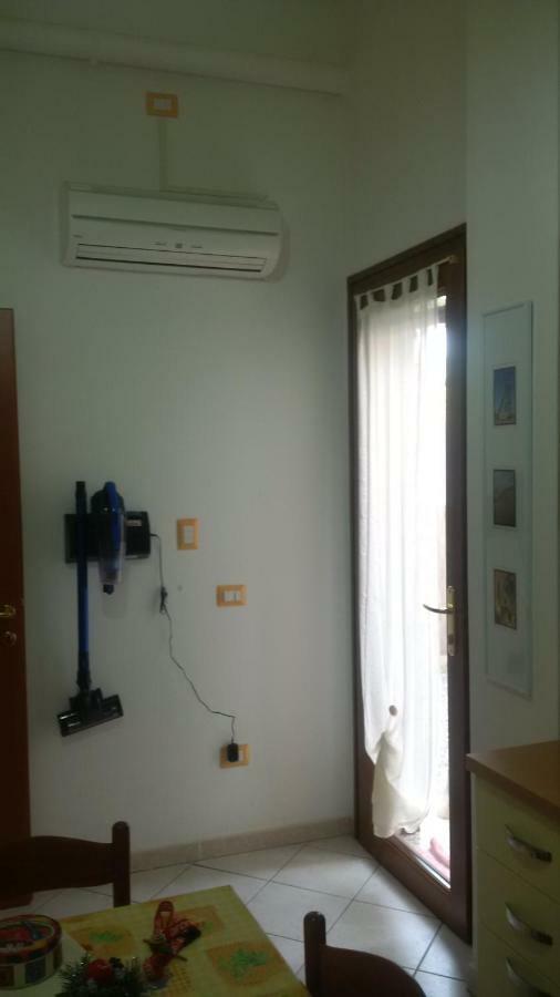 Lovely House Daire Nebida Dış mekan fotoğraf